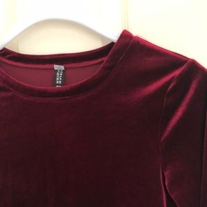 Cropped Velvet Top